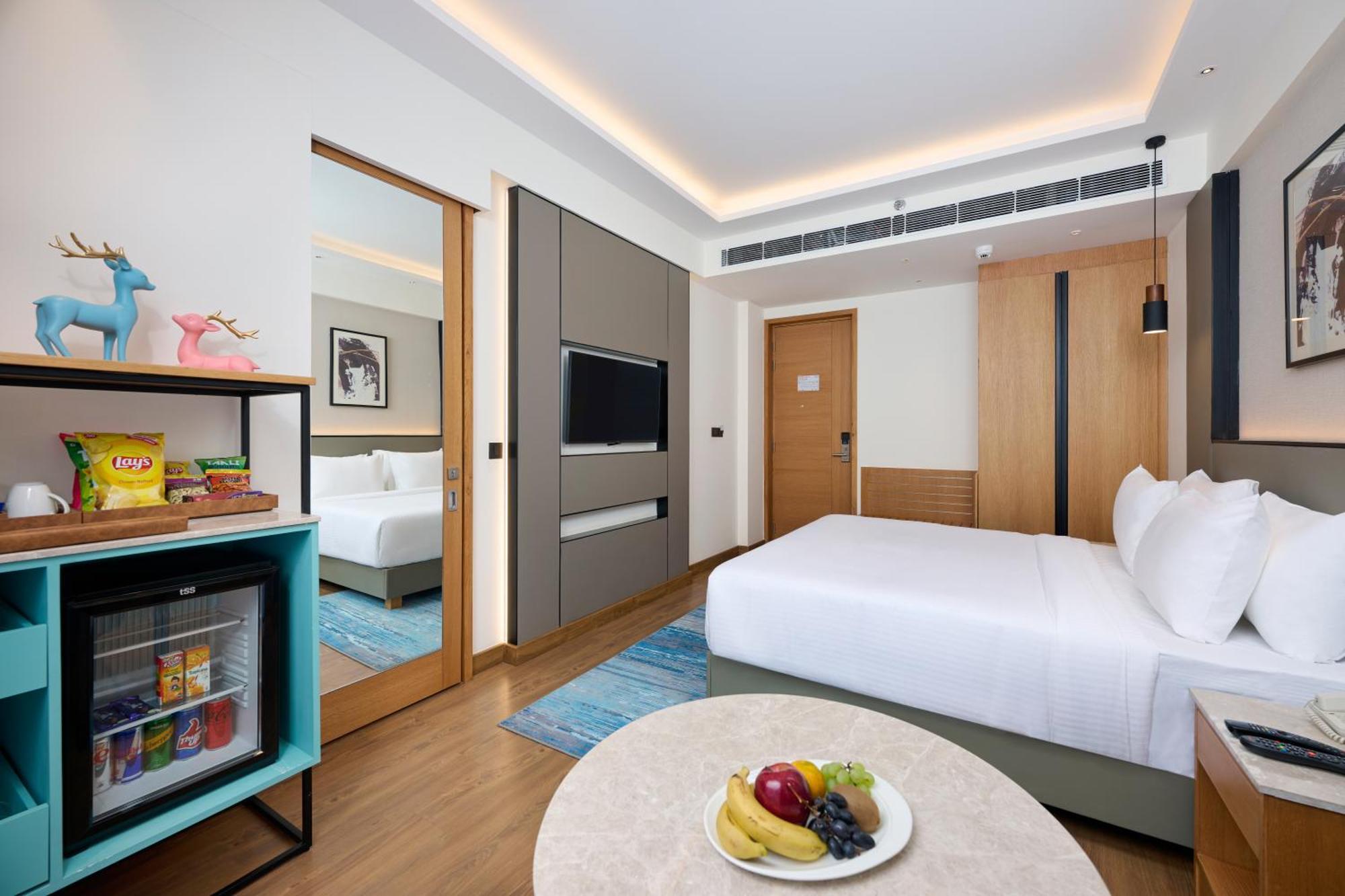Iris Sarovar Portico Gurgaon Exterior foto